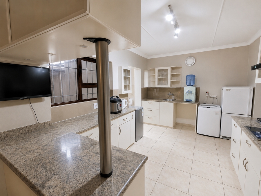4 Bedroom Property for Sale in Nahoon Valley Park Eastern Cape